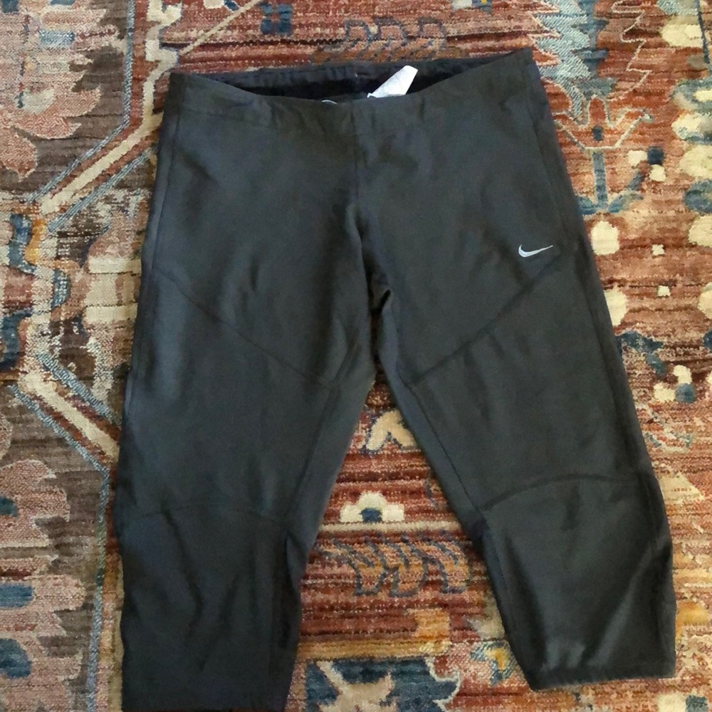 NIKE dri-fit running capri